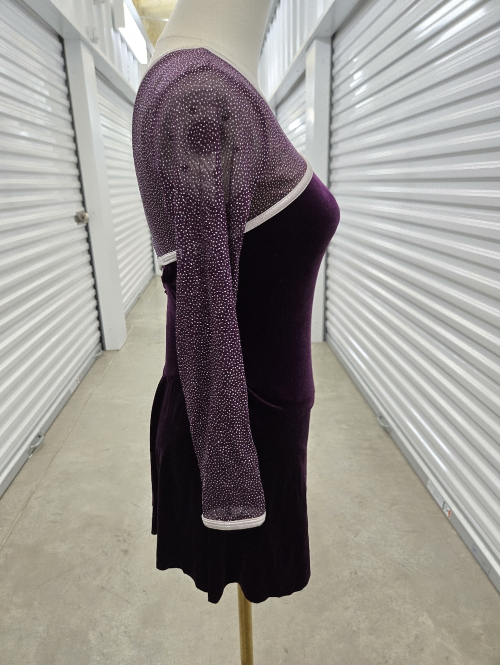 Purple figure skating dress or dance costume - Picture 4 of 9